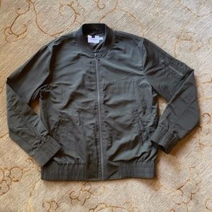 Men's TOPMAN Olive Green Zipper Bomber Jacket Size XL Euro 106-111cm